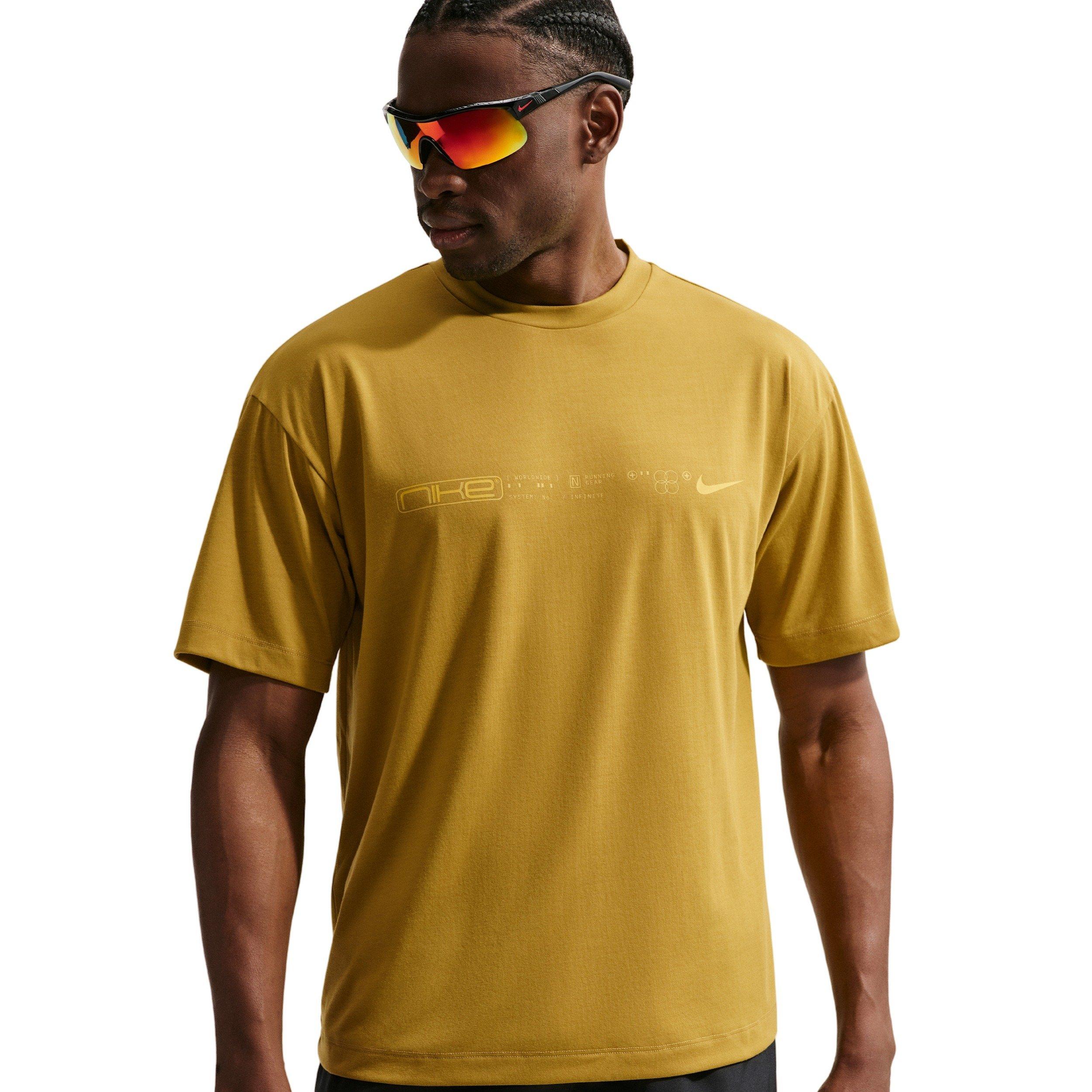 Nike Men's Disrupt Dri-FIT Short-Sleeve Running Top - GOLD